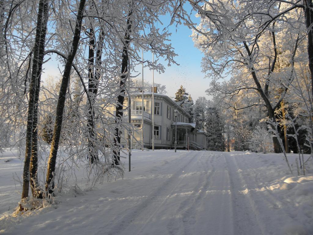 Neitsytniemen Kartano Bed & Breakfast Imatra Exterior foto