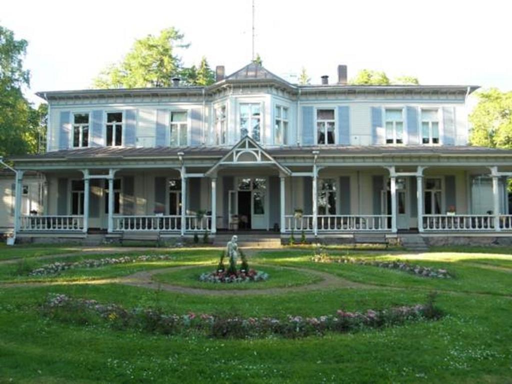 Neitsytniemen Kartano Bed & Breakfast Imatra Exterior foto